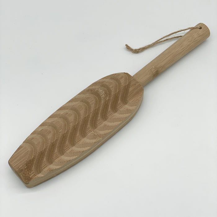 BP004 Paddle Wavy Lines