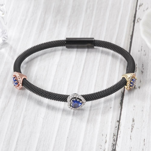 Heart Cable Station Bangle